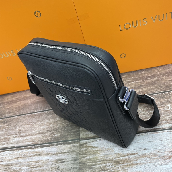 スーパーコピーブランドバッグ側面デザイン